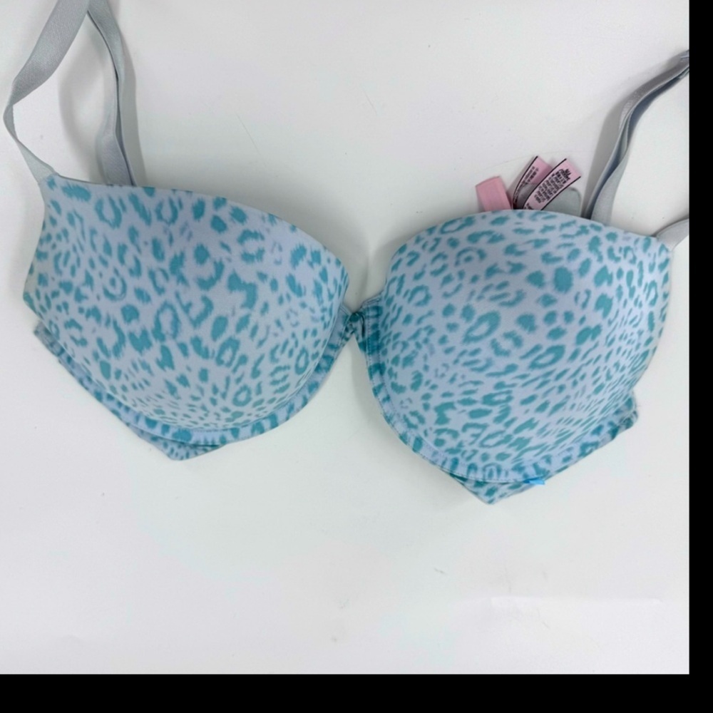 Victoria Secret push up Bra‎